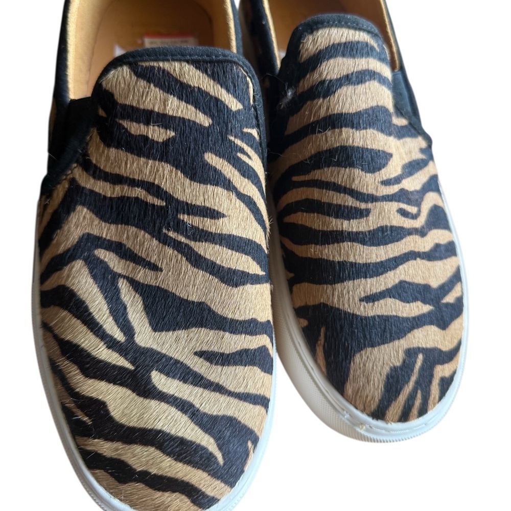Ugg Womens Cahlvan Tiger Print Calf Hair Loafer-Size 7.5